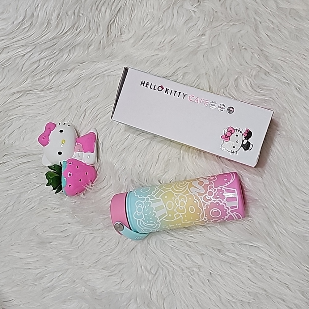 Hello Kitty Cafe 18oz. Tumbler NWT